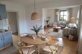 Wohnung kaufen in 82438 Eschenlohe, Charmante 2-Zi Wohnung im 1. OG mit Tageslichtbad