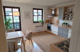 Wohnung kaufen in 82438 Eschenlohe, Charmante 2-Zi Wohnung im 1. OG mit Tageslichtbad
