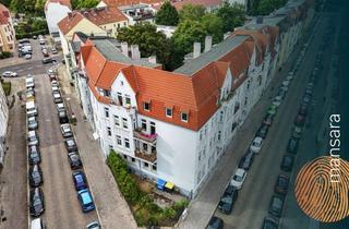 Wohnung kaufen in 39108 Stadtfeld Ost, 4- Raumwohnung mit viel Potenzial - geräumige Wohnung mit Balkon mitten in Stadtfeld Ost!