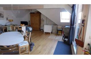 Wohnung kaufen in 79285 Ebringen, Schöne, gut vermietete 2,5 Zi DG-Wohnung als Kapitalanlage