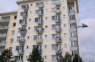 Sozialwohnungen mieten in Sankt-Annen-Straße 10, 14776 Neustadt, Mit WBS - Altersfreundliche Innenstadtwohnung mit Balkon und Aufzug