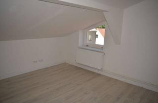 Wohnung mieten in Unter Den Linden, 16798 Fürstenberg/Havel, Top Dachgeschoss, Zweitezug n. Sanierung,moderne und schöne Ausstattung,Laminat,Isolierglasfenster
