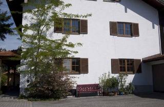 Wohnung mieten in Farnpointweg 13, 83064 Raubling, Möblierte 2,5-Zimmer Dachgeschosswohnung in Raubling