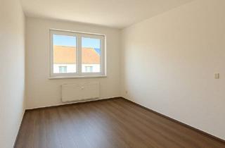 Wohnung mieten in Gabelsberger Str. 12, 09376 Oelsnitz, Schöne 3- Raumwohnung mit tollem Schnitt