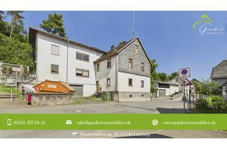 Haus kaufen in 35638 Leun, Platz für Visionen: Großes Zweifamilienhaus zum Sanieren und Gestalten
