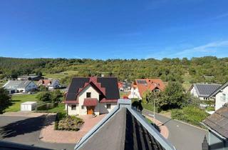 Doppelhaushälfte kaufen in 63853 Mömlingen, Doppelhaushälfte mit großem Potenzial für Familien