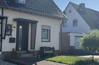 Doppelhaushälfte kaufen in Heidgesweg 113, 50226 Frechen, Doppelhaushälfte für die kleine Familie mit großem Grundstück