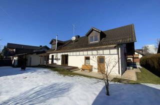 Einfamilienhaus kaufen in 83512 Wasserburg, Viel Platz im Haus und Garten - Einfamilienhaus mit Einliegerwohnung und 3 Garagen