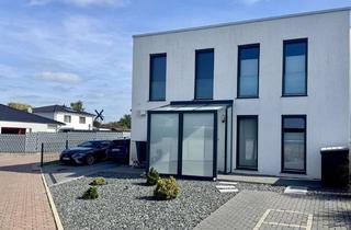 Haus kaufen in 38542 Leiferde, Neuwertig, hochwertig und energieeffizient : 5-Zimmer-Architekten-Stadthaus mit Garten