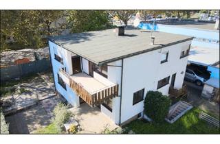 Einfamilienhaus kaufen in 71384 Weinstadt, Beutelsbach, Einfamilienhaus mit Gewerbefläche, ELW und viel Platz! Zentrale Lage - frei