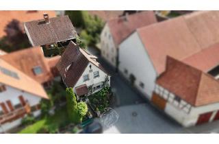 Haus kaufen in 97346 Iphofen, Zwei Häuser im Paket – Immobilien-Ensemble im Herzen von Iphofen-Nenzenheim