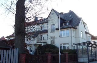 Mehrfamilienhaus kaufen in 08451 Crimmitschau, Villenähnliches Mehrfamilienhaus in Crimmitschau – 4 Einheiten, Garten, gepflegt, Kapitalanlage