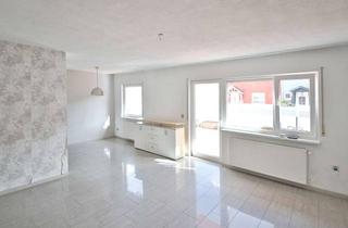 Einfamilienhaus kaufen in 76870 Kandel, Wohnen mit Freiraum: Einfamilienhaus mit Balkon, Terrasse und Garage