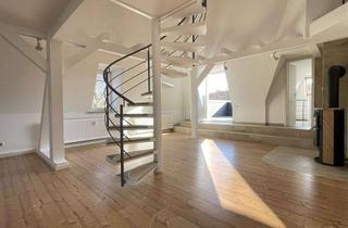 Wohnung mieten in Am Jahnteich, 08606 Oelsnitz, Modernisierte 3-Raum Dachgeschosswhg. mit Dachterrasse & Kamin