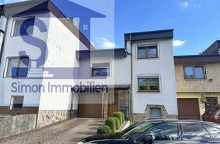 Reihenhaus kaufen in 98574 Schmalkalden, Raumwunder mit Wintergarten und 2 Garagen - ideal für die Familie Zentral und ruhig gelegen - Immobilie in Schmalkalden