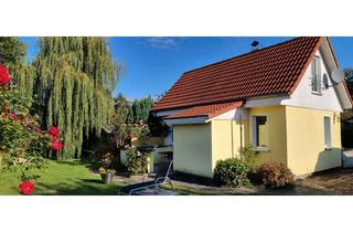 Grundstück zu kaufen in Gartenweg, 18182 Bentwisch, Baugrundstück mit massivem kleinem Haus in 18182 Bentwisch