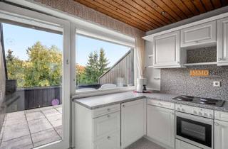 Wohnung kaufen in 78141 Schönwald im Schwarzwald, IMMORath.de - Lichtdurchflutetes Dachgeschoss mit Panoramablick - Ihr Rückzugsort im Schwarzwald
