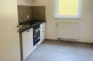 Wohnung mieten in Langenhainer Straße 13, 65817 Eppstein, Vollständig renovierte 4-Zimmer-Wohnung mit Balkon und Einbauküche in Eppstein