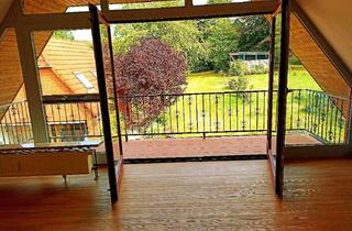 Wohnung mieten in Holmer Weg 10, 23714 Malente, Lichtdurchflutete 3,5-Zimmer Dachgeschosswohnung mit Loggia