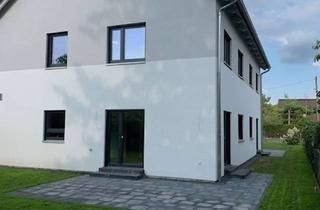 Doppelhaushälfte kaufen in 15746 Groß Köris, Neubau: Doppelhaushälfte in Seenähe