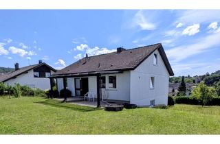 Einfamilienhaus kaufen in 79312 Emmendingen, In ruhiger Lage: Einfamilienhaus mit Einliegerwohnung u. großem Garten - in 30 Min. FR HBF