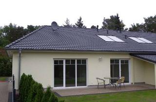 Doppelhaushälfte kaufen in 29640 Schneverdingen, Neubau-Bungalow als Doppelhaushälfte, Kleines Neubaugebiet "In den Gärten" in Schneverdingen-Zentrum