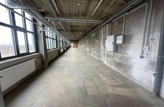 Geschäftslokal mieten in 95659 Arzberg, Lagerfläche ca. 260 m² in Arzberg - Untergeschoss mit Rampe zum Be- und Entladen - LKW Zufahrt auf d