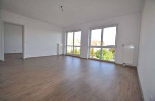 Anlageobjekt in 15831 Blankenfelde-Mahlow, 2-Zimmer-Wohnung mit Blick auf den Platz mit Teich, als Kapitalanlage