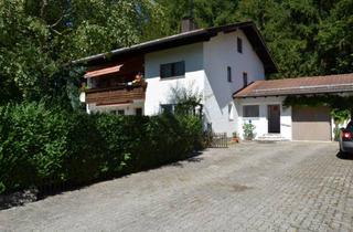 Haus kaufen in 83246 Unterwössen, ZFH in sonniger Lage mit Bergblick zur Sanierung & Neugestaltung