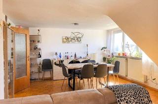 Wohnung kaufen in 74072 Heilbronn, Heilbronn - Fußläufig zum Stadtzentrum - 3-Zimmer-Eigentumswohnung im DG.