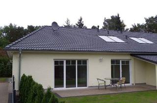 Doppelhaushälfte kaufen in 29640 Schneverdingen, Schneverdingen - Neubau-Bungalow als Doppelhaushälfte, Kleines Neubaugebiet In den Gärten in Schneverdingen-Zentrum