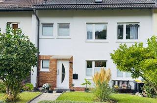 Reihenhaus kaufen in 57074 Siegen, Siegen - Charmantes Reihenhaus mit großem Garten und Garage provisionsfrei