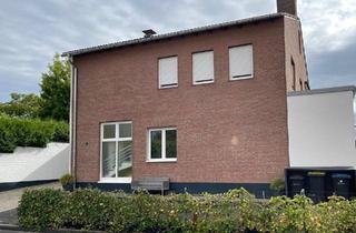 Wohnung kaufen in 52388 Nörvenich, Nörvenich - Große 5 - Zimmer Wohnung im Herzen von Nörvenich