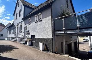 Haus kaufen in 74385 Pleidelsheim, Pleidelsheim - Jetzt investieren - Vollvermietetes Zweifamilienhaus in Bestlage von Pleidelsheim