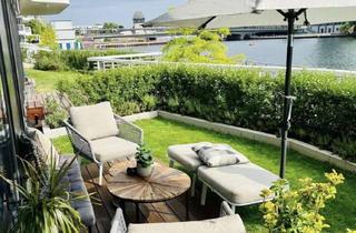 Wohnung mieten in Stralauer Allee 13a, 10245 Friedrichshain, NACHMIETER GESUCHT! Apartment mit Spreeblick, Garten, Dachterrasse & Sonnenuntergangspanorama