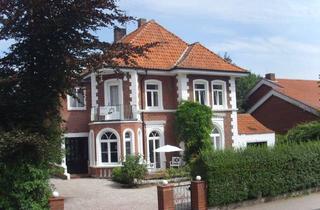 Villa kaufen in Seestraße 23, 23747 Dahme, Alte Villa mit Charme in Dahme - im Seebäderstil 10 Zimmer, modernisiert