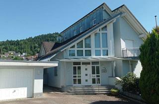Einfamilienhaus kaufen in 77876 Kappelrodeck, Geräumiges, Einfamilienhaus mit Einliegerwohnung in Kappelrodeck