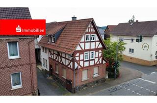 Haus kaufen in 35460 Staufenberg, Charmantes Familienhaus mit Fachwerkflair, Nebengebäude, Scheune & Garage