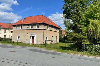 Haus kaufen in 02730 Ebersbach-Neugersdorf, Wohnhaus in 02730 Ebersbach Sanierungsobjekt mit neuen Dach