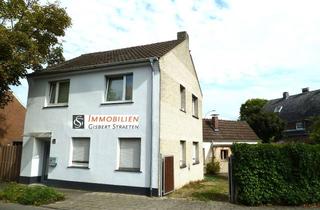 Haus kaufen in Lobbericher Straße 37, 47929 Grefrath, *** G R E F R A T H *** Ein- Zweifamilienhaus mit Anbau und Carport