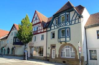 Haus kaufen in 74360 Ilsfeld, Historisches Wohn- und Geschäftshaus mit Büroräumen in EG, Wohnung in OG und DG sowie Scheune