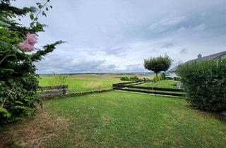 Haus kaufen in 89537 Giengen, Traumhafte Lage und Aussicht pur! EFH mit sehr viel Raum. DG gedämmt & ausbaubereit!!!