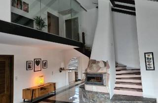 Wohnung kaufen in 51674 Wiehl, Wiehl - Großzügiges Architektenhaus 236m²-ETW in Wiehl-Drabenderhöhe