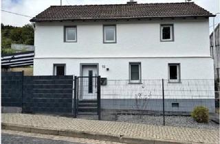 Einfamilienhaus kaufen in 53426 Schalkenbach, Schalkenbach - Helles Einfamilienhaus mit Scheune und Garten zu verkaufen