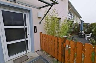 Wohnung kaufen in 72250 Freudenstadt, *Charmante und gepflegte Terrassenwohnung mit grünem Rückzugsort!*