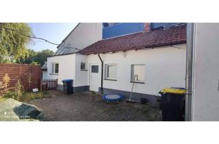 Wohnung mieten in Römergasse 11, 61184 Karben, Stilvolle 1,5-Raum-Erdgeschosswohnung mit Balkon und Einbauküche in Karben