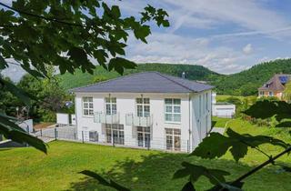 Villa kaufen in 79410 Badenweiler, Moderne Villa mit Kaminfeuer, Gartenfreiheit und Lagetraum erleben