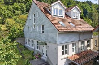 Haus kaufen in Wildbader Straße 133/1, 75305 Neuenbürg, Hochwertiges Wohlfühlhaus mit viel Platz und Charme