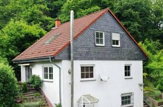 Einfamilienhaus kaufen in Rathmecker Weg, 58513 Lüdenscheid, Einfamilienhaus freistehend mit 2 Garagen in Lüdenscheid