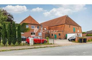 Anlageobjekt in 21493 Elmenhorst, Investitionschance: Bauernhaus mit Baugrundstück für 19 Wohneinheiten
